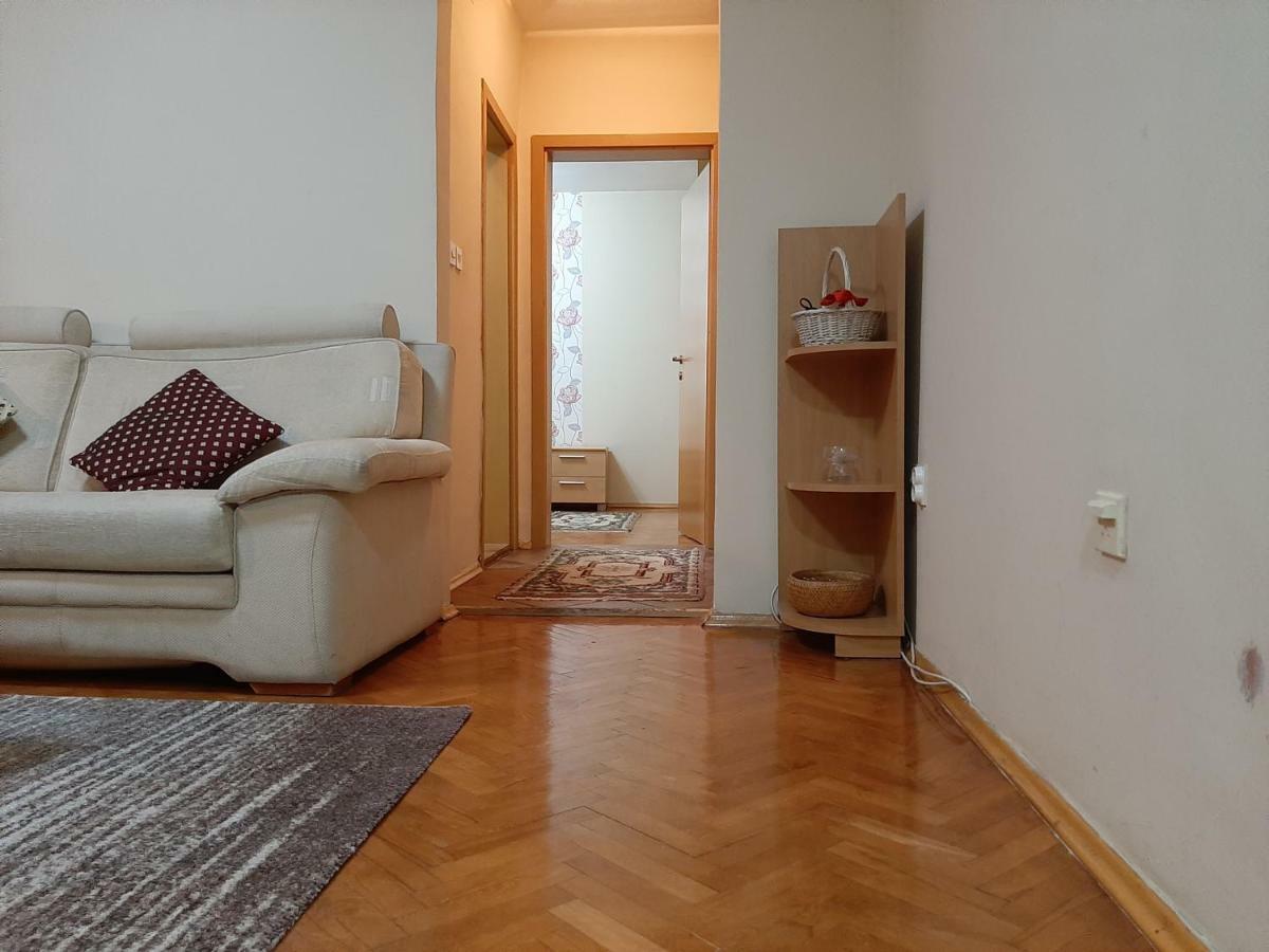 Square Exclusive Apartment 3N Skopje Exterior foto